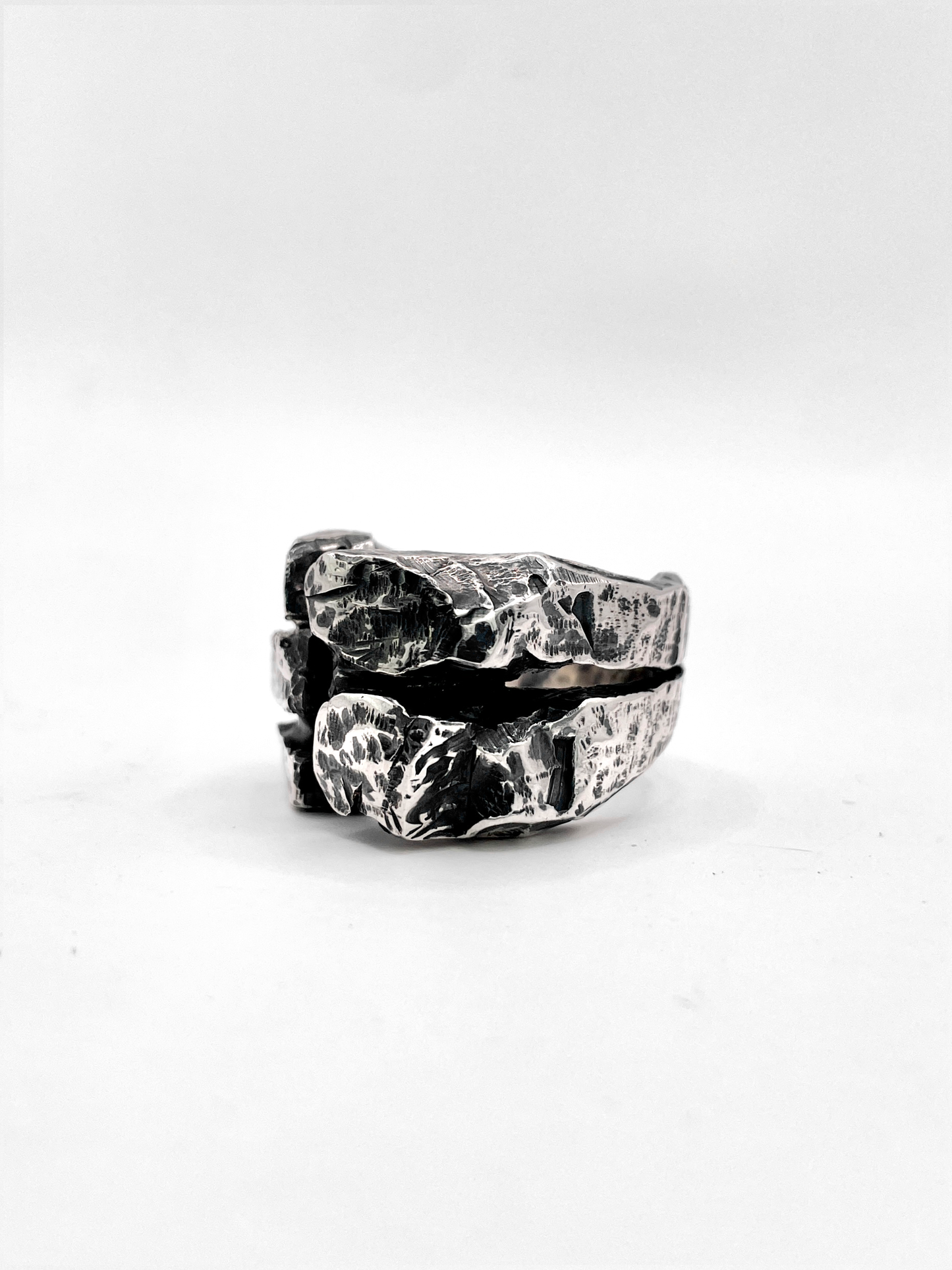 "BRUTE" RING