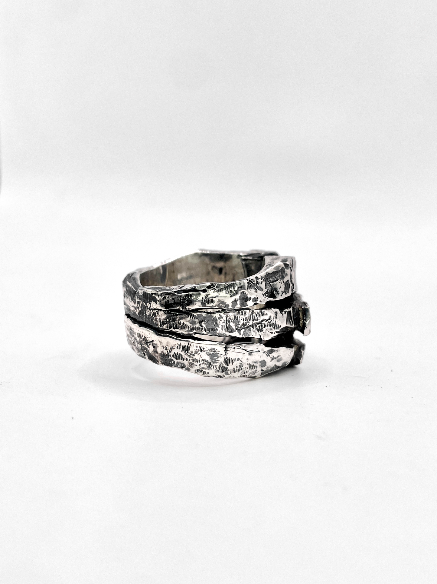 "BRUTE" RING